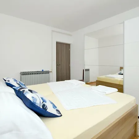 Apartman Borna Daire *